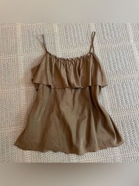 GAP Women’s Brown Ruffle Cami Top size large
